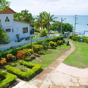 Sweet Anashly , Fresh Water Bay Colombie